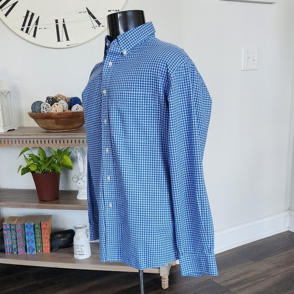 Jos. A. Bank Men's Button-Up Shirt, Classic Collection, Size Large, Pre-owned - Picture 2 of 12